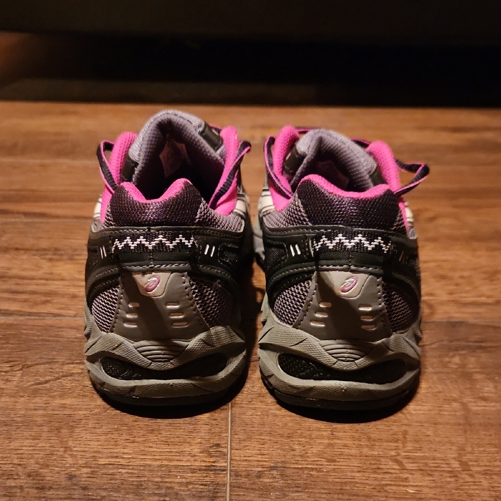 Women's Asics Black and Pink Running Shoes - Picture 4 of 8